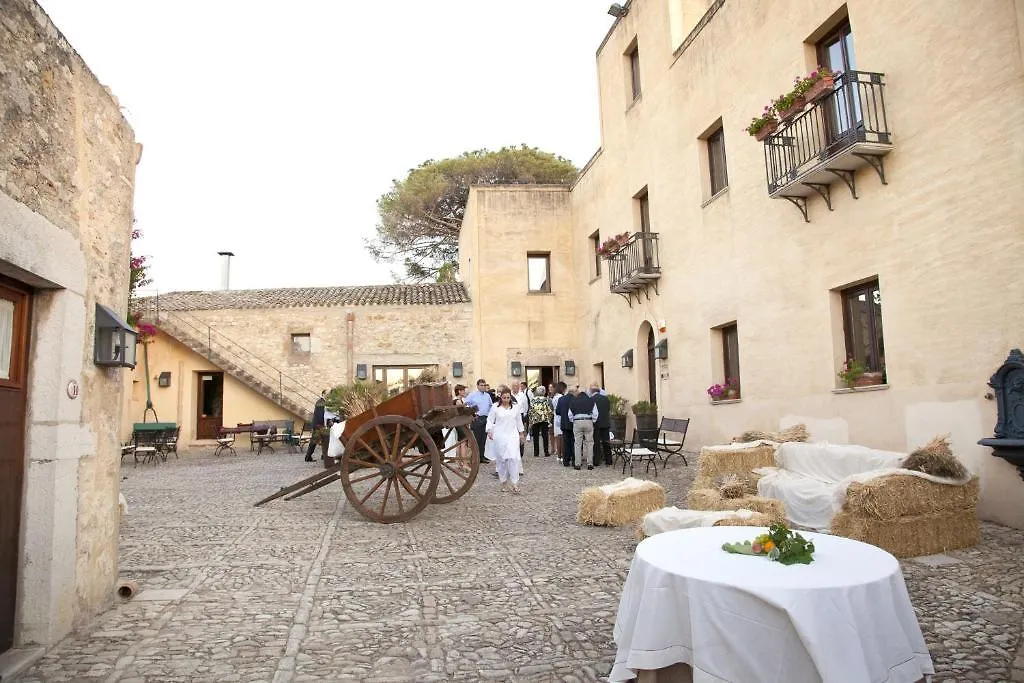 Agriturismo Baglio Fontana Buseto Palizzolo 4*,